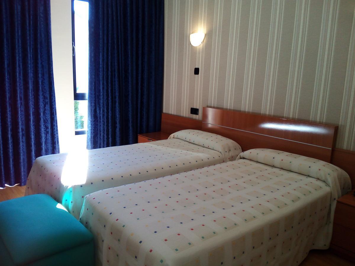 Motel Acropolis Camponaraya Екстер'єр фото